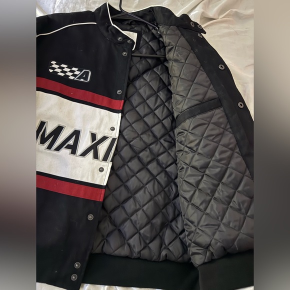 Jacket - Picture 9 of 10